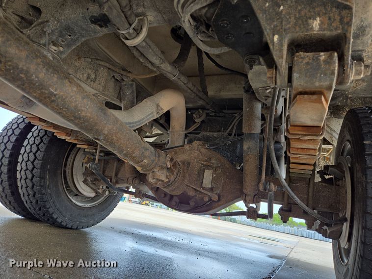 image for item DT4773 2013 Dodge Ram 5500 bucket truck