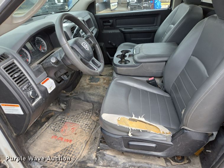 image for item DT4773 2013 Dodge Ram 5500 bucket truck