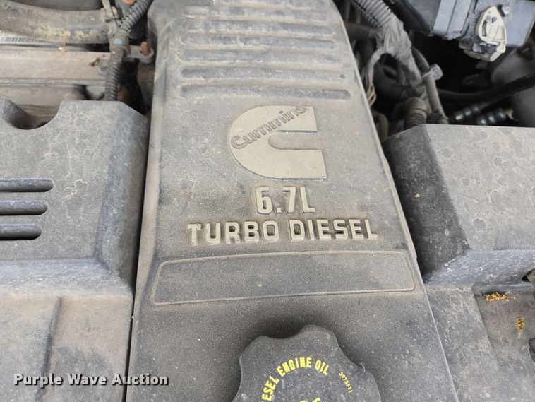 image for item DT4773 2013 Dodge Ram 5500 bucket truck