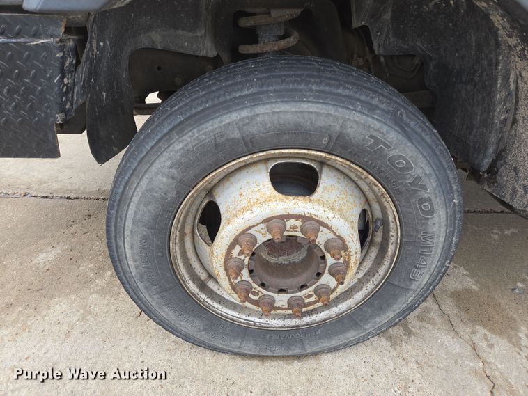 image for item DT4773 2013 Dodge Ram 5500 bucket truck