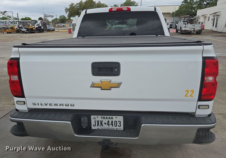 image for item DT4774 2018 Chevrolet Silverado 1500 Double Cab pickup truck