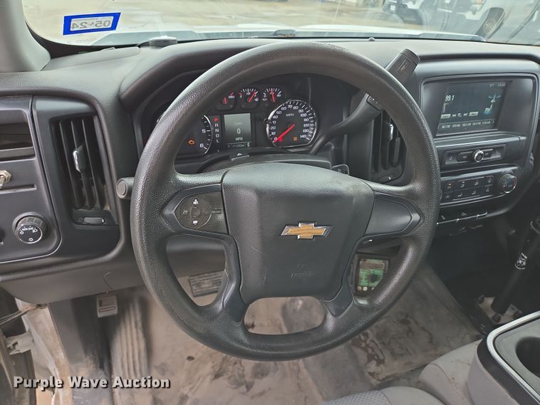 image for item DT4774 2018 Chevrolet Silverado 1500 Double Cab pickup truck