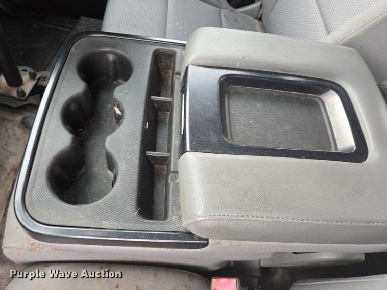 image for item DT4774 2018 Chevrolet Silverado 1500 Double Cab pickup truck