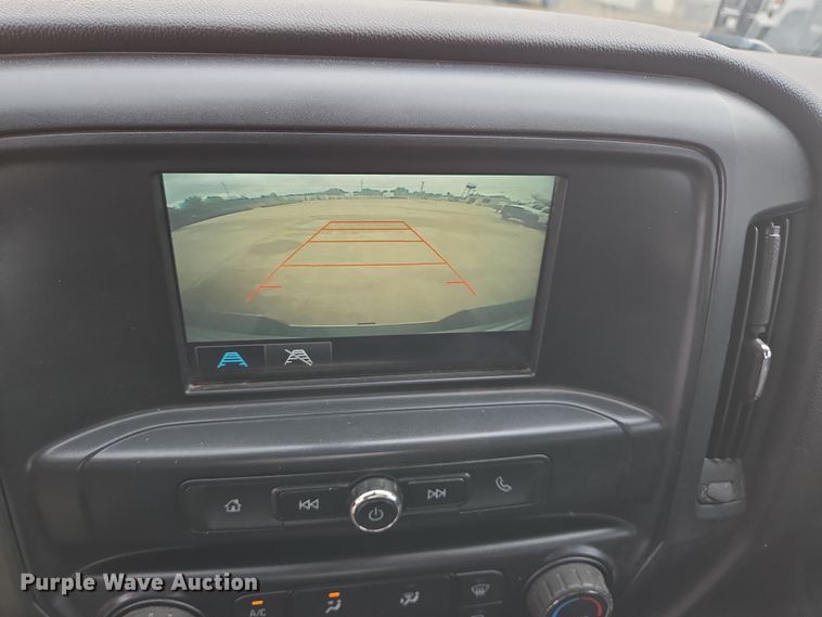 image for item DT4774 2018 Chevrolet Silverado 1500 Double Cab pickup truck