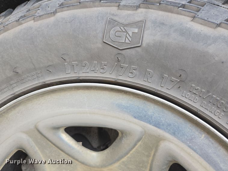 image for item DT4774 2018 Chevrolet Silverado 1500 Double Cab pickup truck