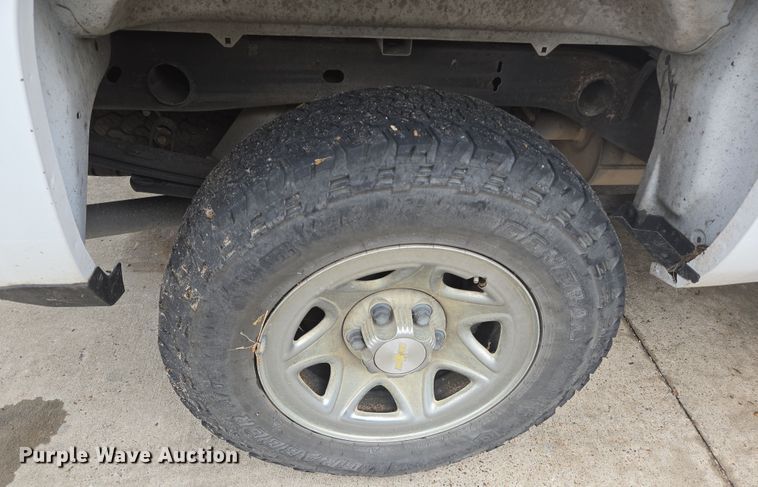 image for item DT4774 2018 Chevrolet Silverado 1500 Double Cab pickup truck