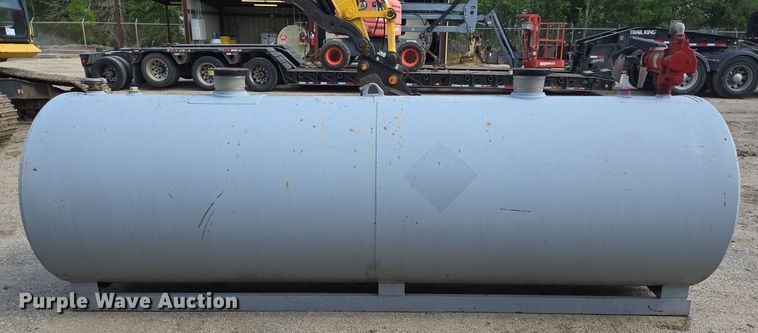 image for item DT4775 Fuel tank