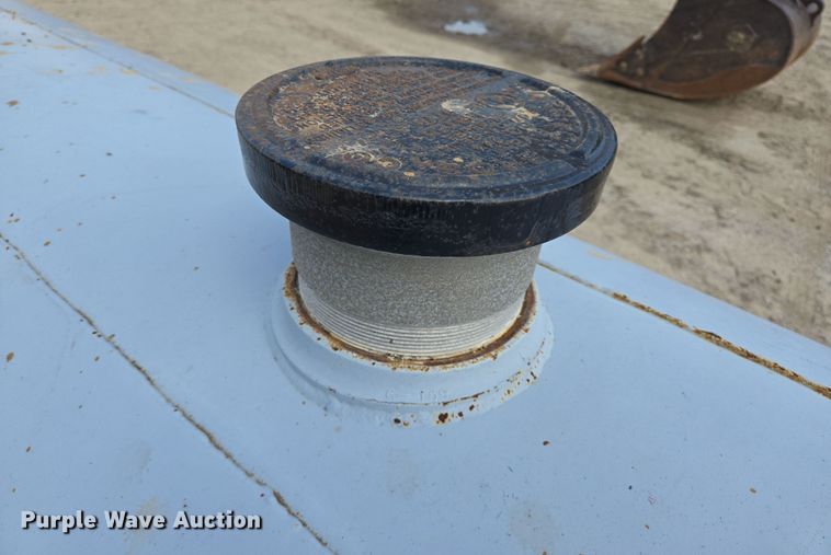 image for item DT4775 Fuel tank