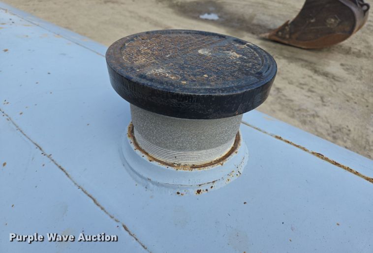 image for item DT4775 Fuel tank