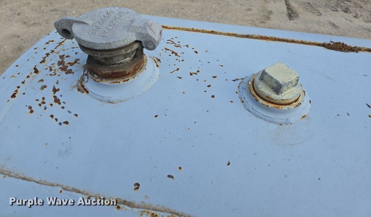 image for item DT4775 Fuel tank