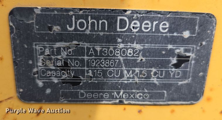 image for item DT6764 2010 John Deere 410J backhoe