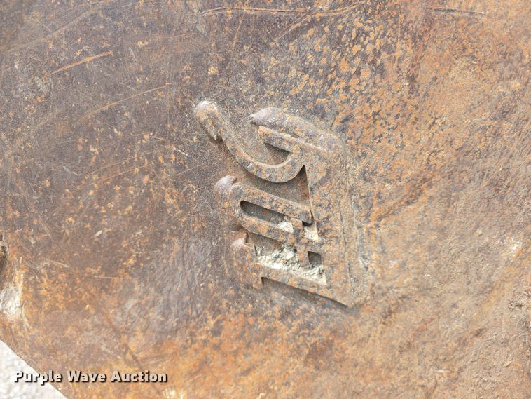 image for item DT6764 2010 John Deere 410J backhoe