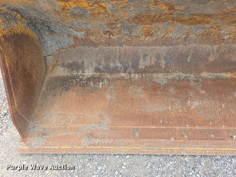 image for item DT6764 2010 John Deere 410J backhoe