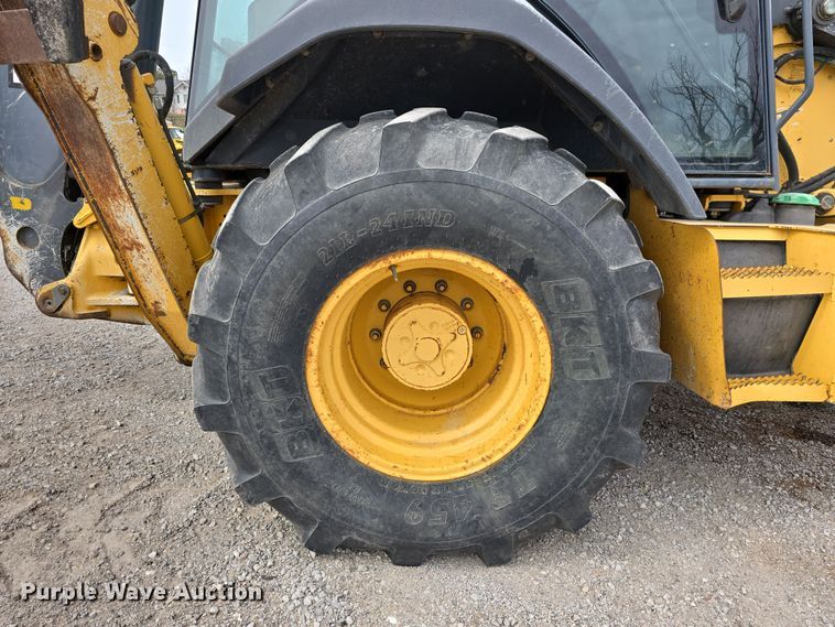 image for item DT6764 2010 John Deere 410J backhoe