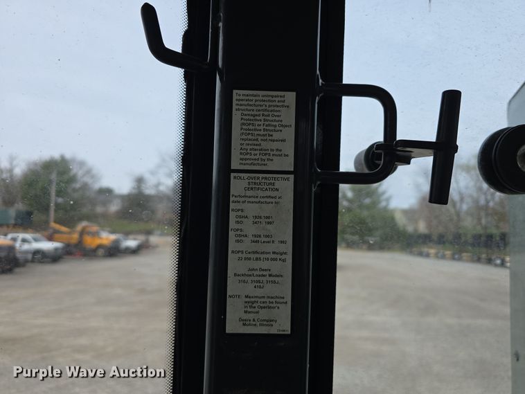 image for item DT6764 2010 John Deere 410J backhoe