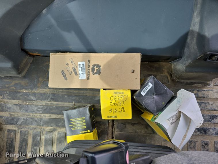 image for item DT6764 2010 John Deere 410J backhoe