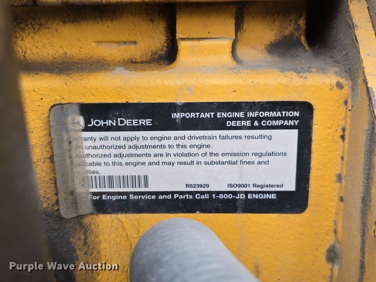 image for item DT6764 2010 John Deere 410J backhoe