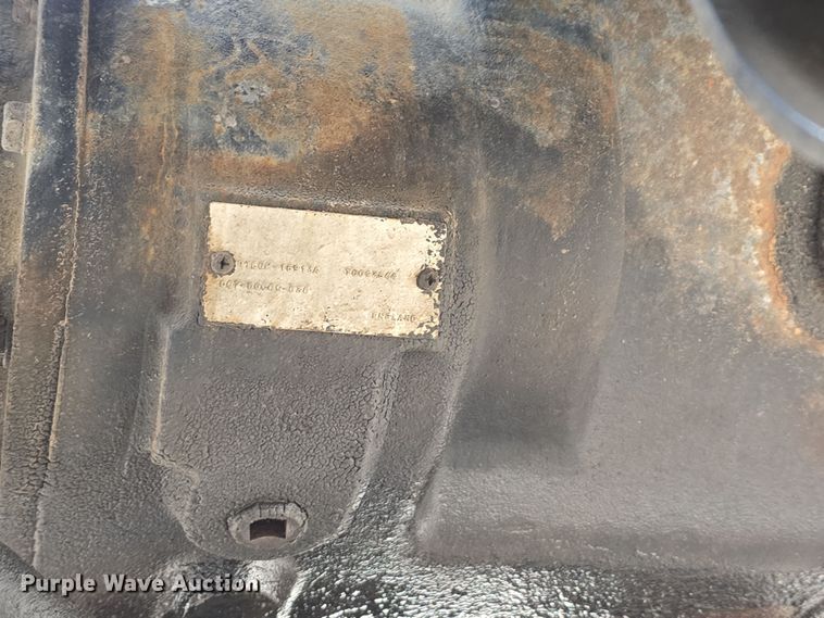 image for item DT6765 2000 Sterling L9500 semi truck