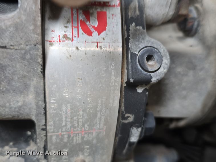 image for item DT6765 2000 Sterling L9500 semi truck