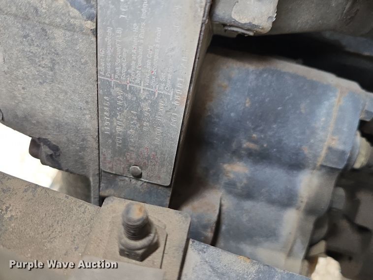 image for item DT6765 2000 Sterling L9500 semi truck