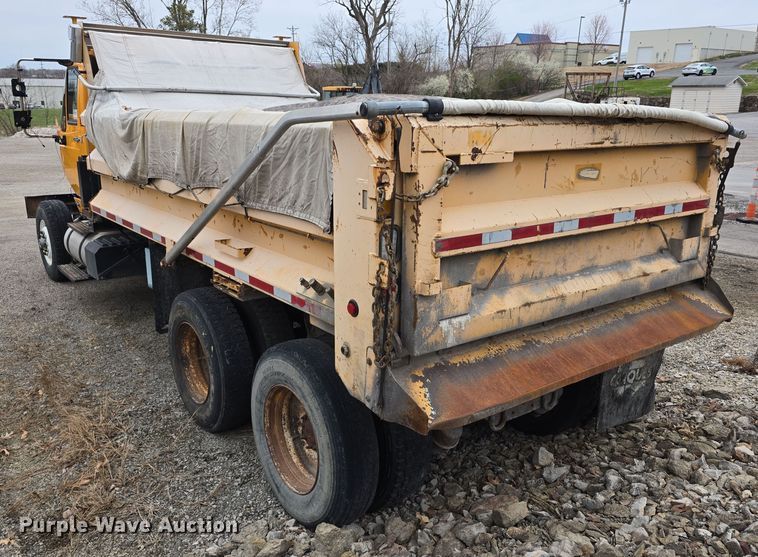 image for item DT6766 2012 International WorkStar 7500 dump truck