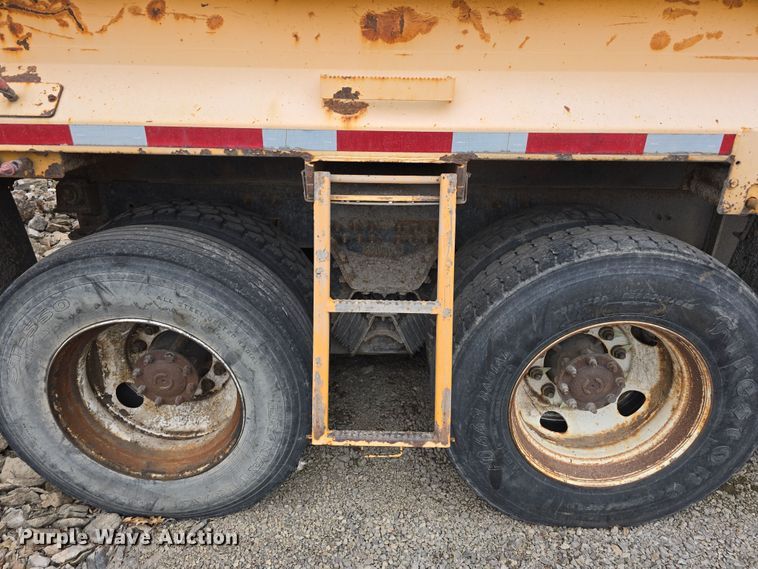 image for item DT6766 2012 International WorkStar 7500 dump truck