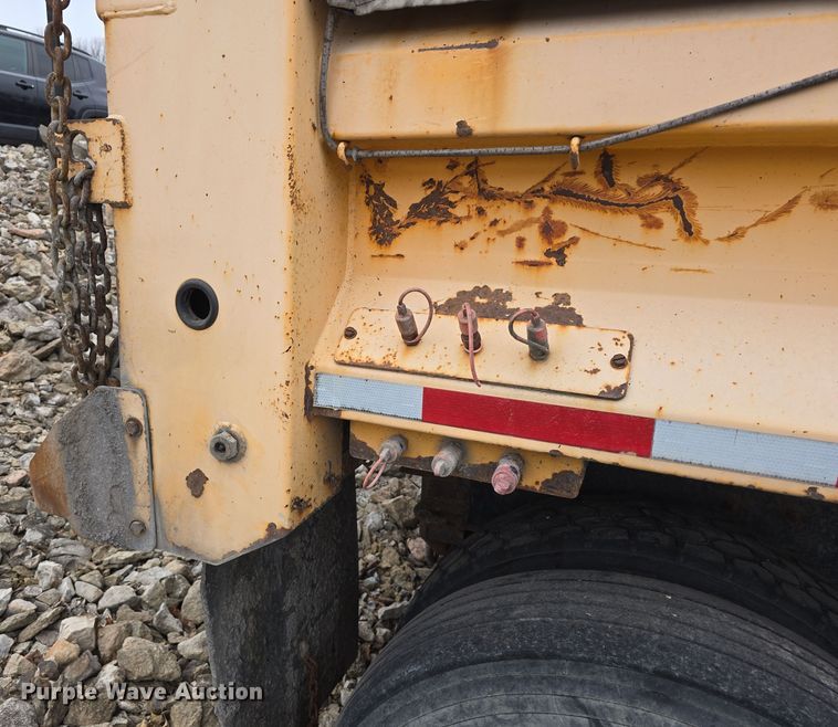 image for item DT6766 2012 International WorkStar 7500 dump truck