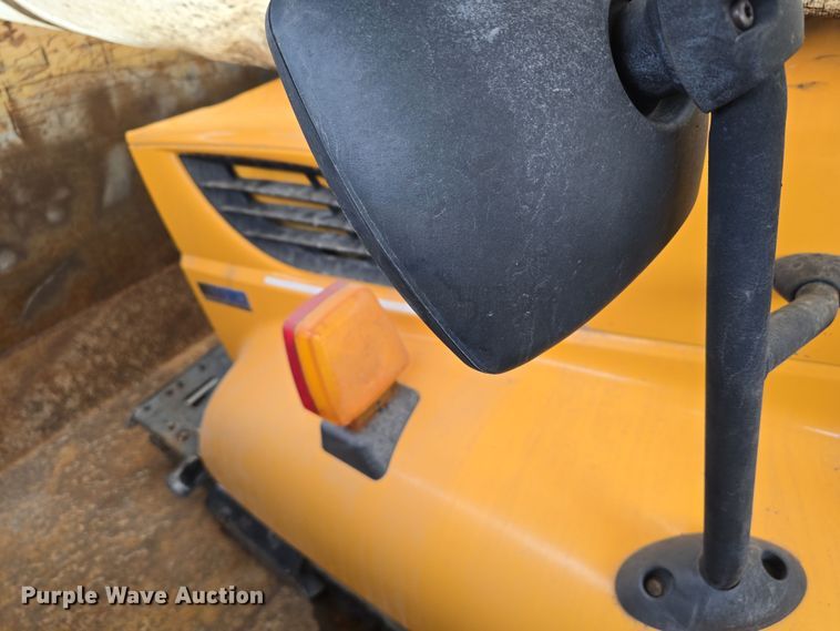 image for item DT6766 2012 International WorkStar 7500 dump truck