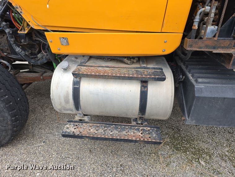 image for item DT6766 2012 International WorkStar 7500 dump truck