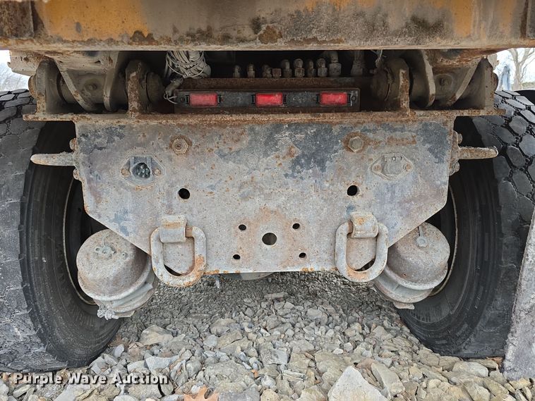 image for item DT6766 2012 International WorkStar 7500 dump truck