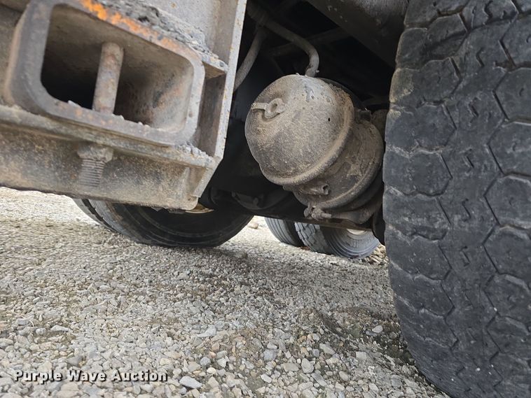 image for item DT6766 2012 International WorkStar 7500 dump truck