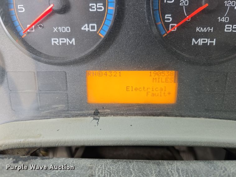 image for item DT6766 2012 International WorkStar 7500 dump truck