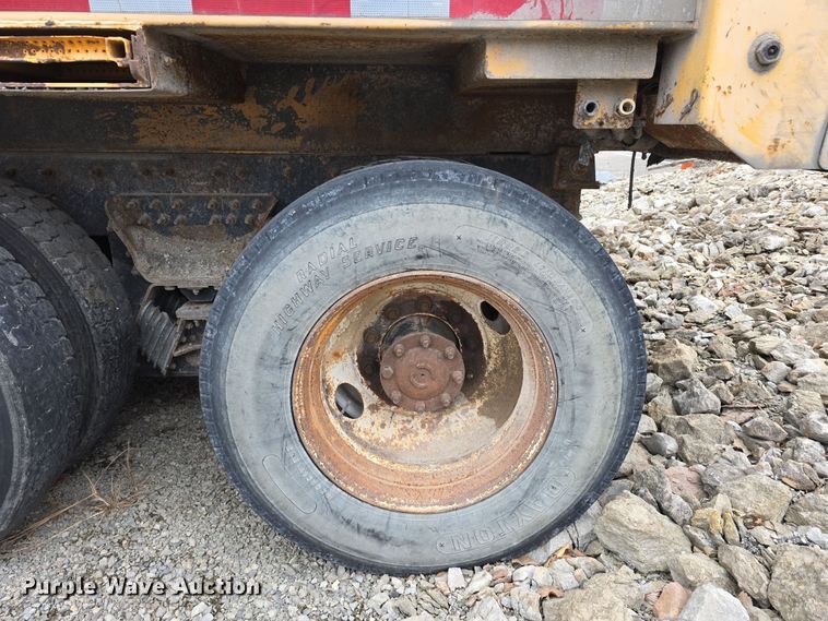 image for item DT6766 2012 International WorkStar 7500 dump truck