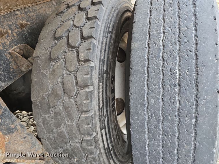 image for item DT6766 2012 International WorkStar 7500 dump truck