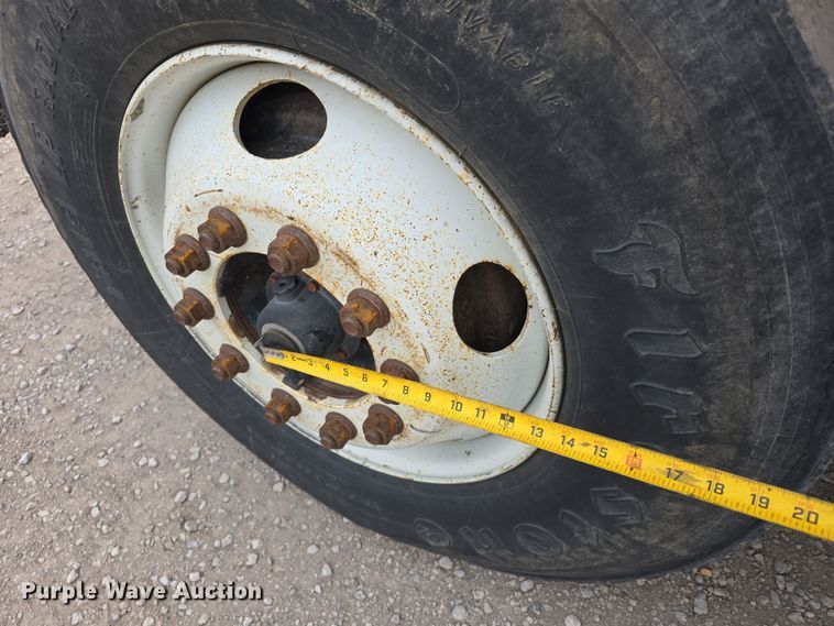 image for item DT6767 2006 International 7400 Crew Cab dump truck