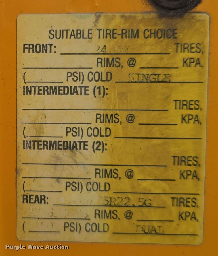 image for item DT6767 2006 International 7400 Crew Cab dump truck