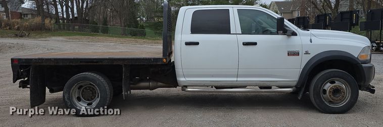 image for item DT6769 2011 Dodge Ram 5500 Crew Cab flatbed truck