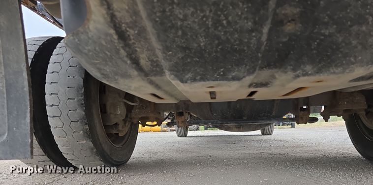 image for item DT6769 2011 Dodge Ram 5500 Crew Cab flatbed truck