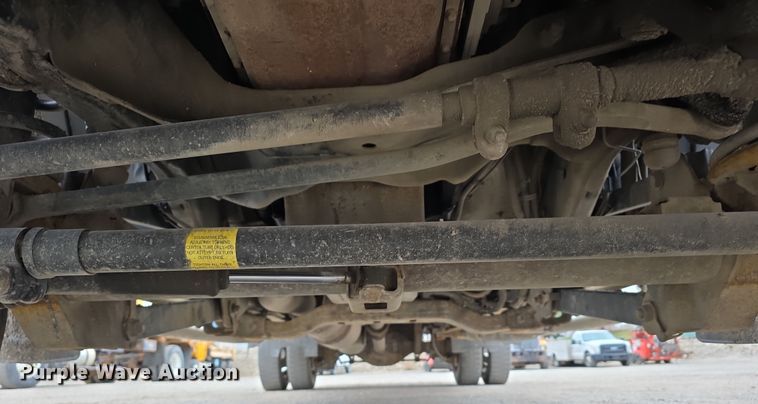 image for item DT6769 2011 Dodge Ram 5500 Crew Cab flatbed truck