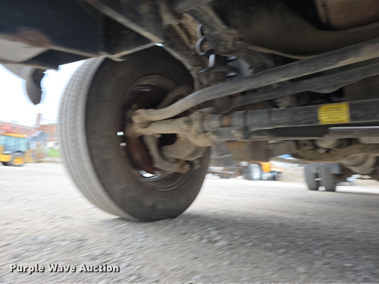 image for item DT6769 2011 Dodge Ram 5500 Crew Cab flatbed truck