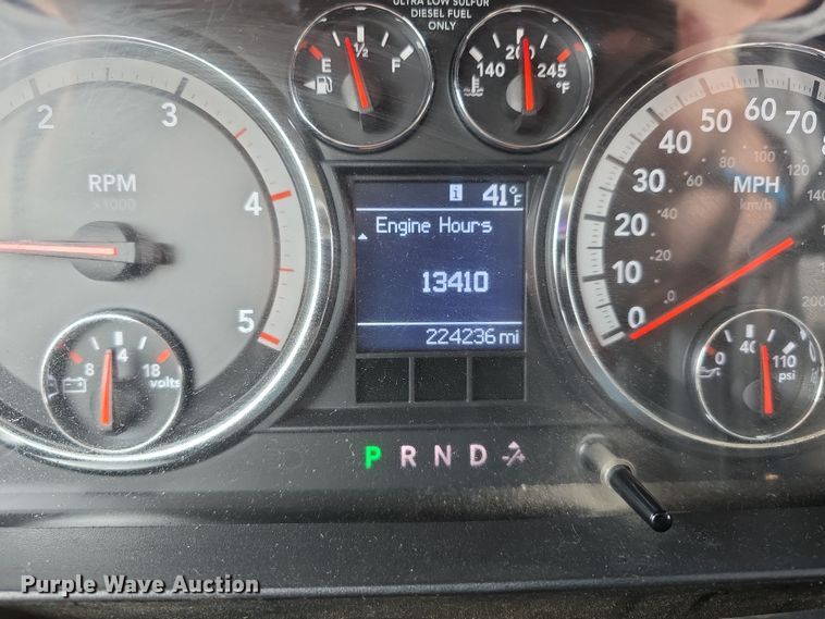 image for item DT6769 2011 Dodge Ram 5500 Crew Cab flatbed truck