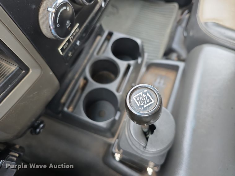 image for item DT6769 2011 Dodge Ram 5500 Crew Cab flatbed truck