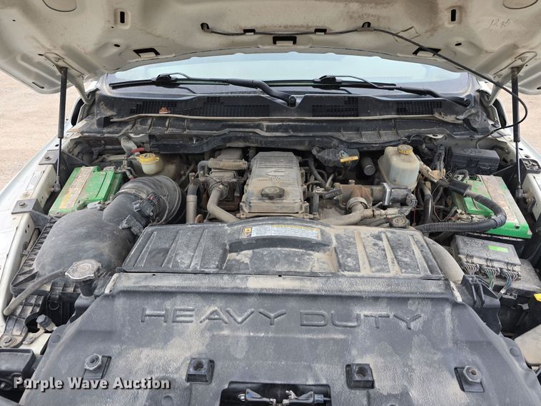 image for item DT6769 2011 Dodge Ram 5500 Crew Cab flatbed truck