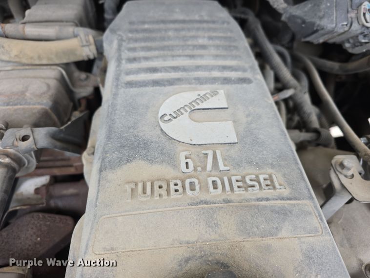 image for item DT6769 2011 Dodge Ram 5500 Crew Cab flatbed truck