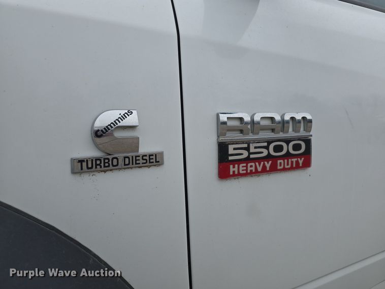 image for item DT6769 2011 Dodge Ram 5500 Crew Cab flatbed truck