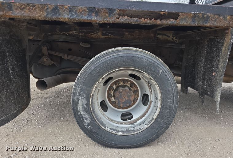 image for item DT6769 2011 Dodge Ram 5500 Crew Cab flatbed truck