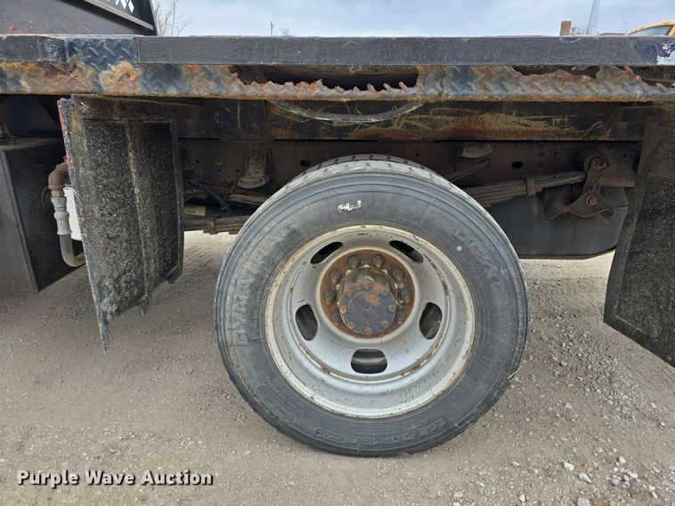 image for item DT6769 2011 Dodge Ram 5500 Crew Cab flatbed truck