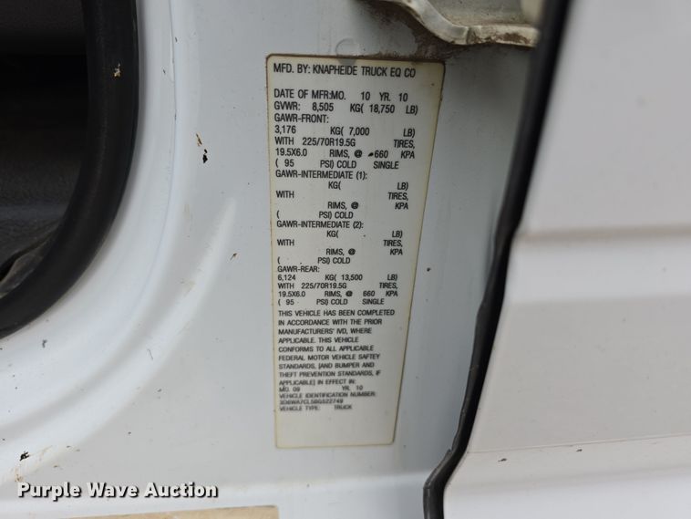 image for item DT6769 2011 Dodge Ram 5500 Crew Cab flatbed truck