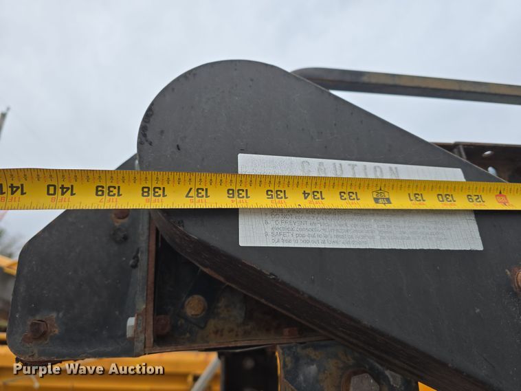 image for item DT6770 1999 Crafco SS125DC melter applicator