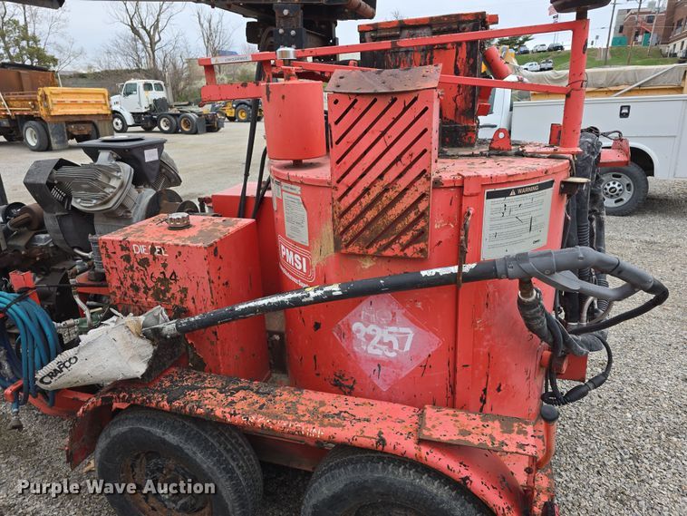 image for item DT6770 1999 Crafco SS125DC melter applicator